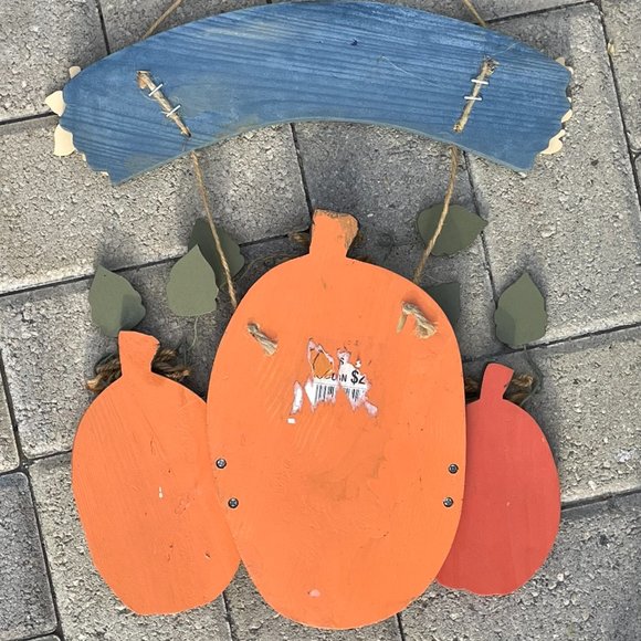 Wooden Harvest Sign - Picture 3 of 5